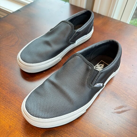 Vans Asher Black Slip-On Sneaker Shoe - Picture 2 of 12